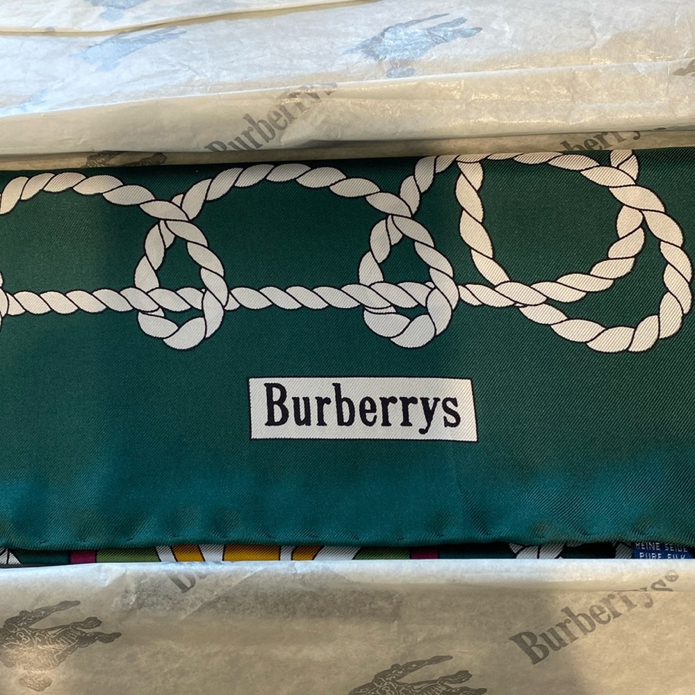 Burberry scarf
